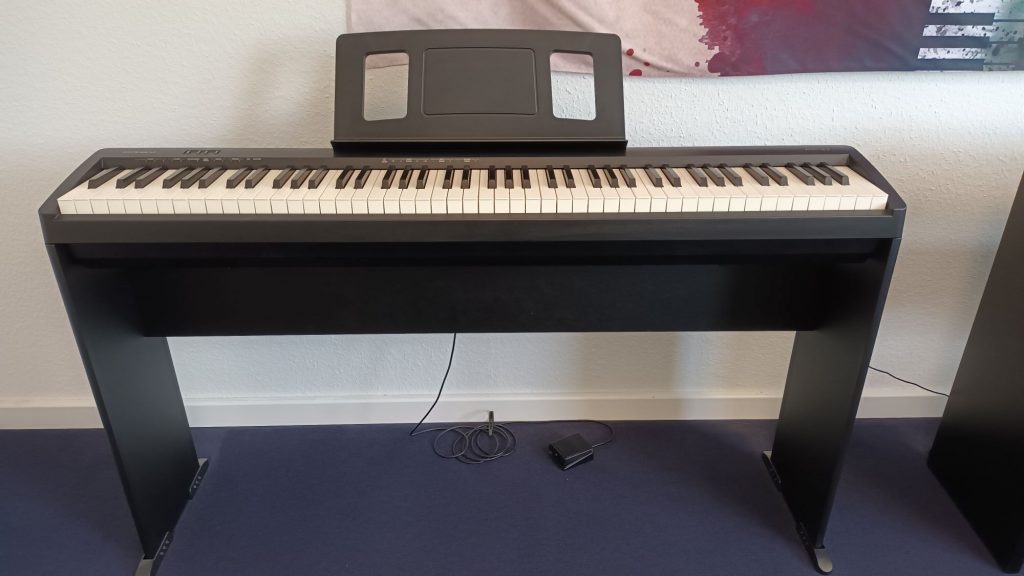 Roland FP-10 E-Piano