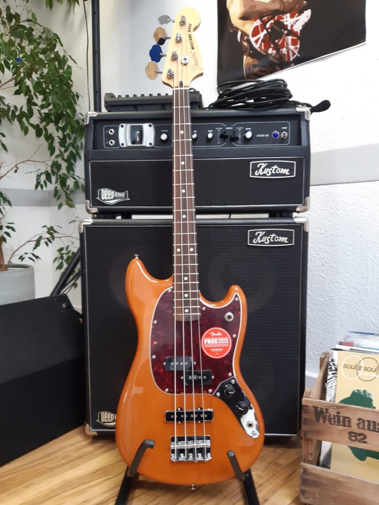 Fender Mustang Bass Remseck Leihinstrument